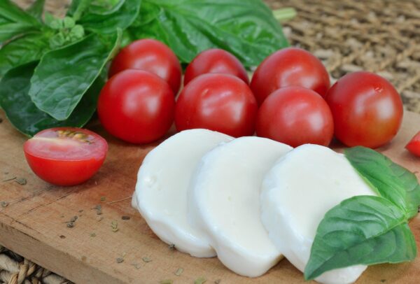 mozzarella, tomato, basil, cheese, fresh mozzarella, salad, caprese, green, red, food, healthy, vegetables, italian, organic, kitchen, fresh, eat, mozzarella, mozzarella, mozzarella, mozzarella, mozzarella